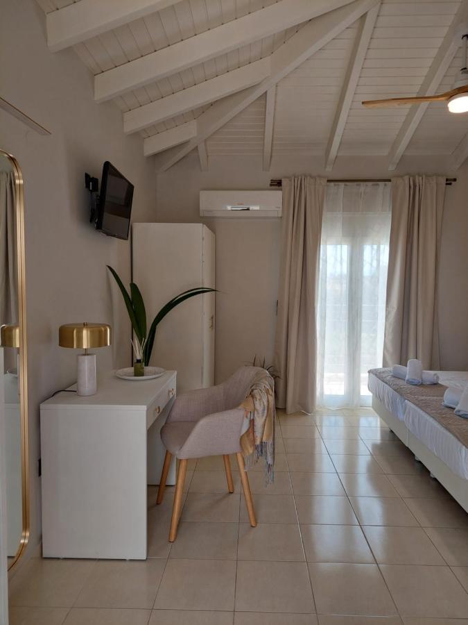 Nikkos Apartments Skala  Luaran gambar